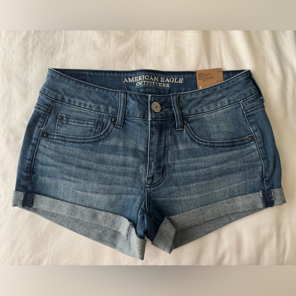 American Eagle Women's Shortie Denim Shorts